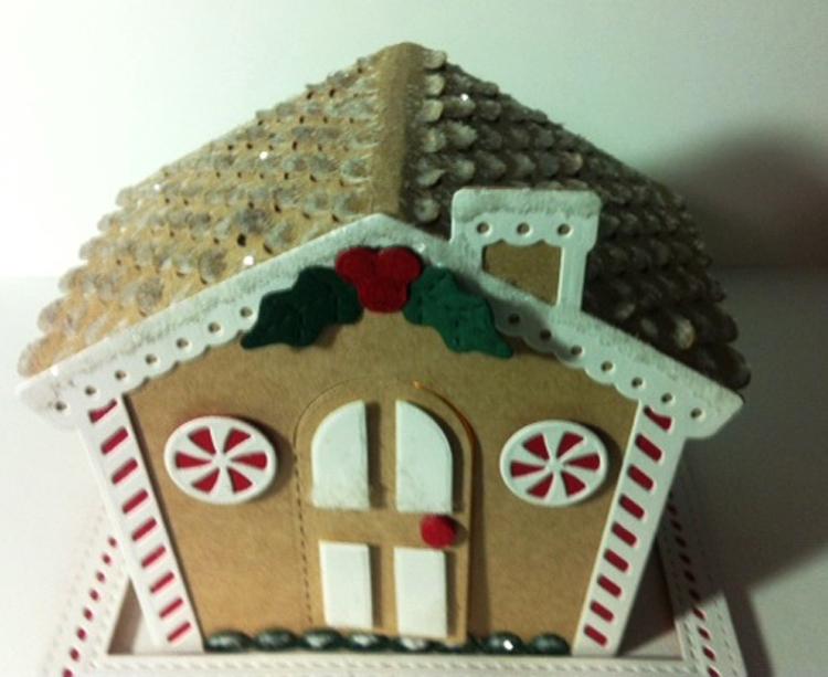 Festive Collection Gingerbread Roof