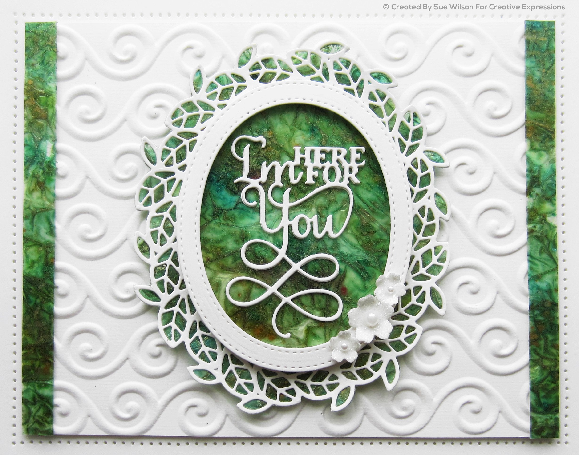 Sue Wilson Frames & Tags Leafy Oval Craft Die