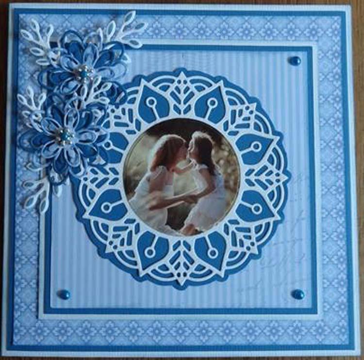 Nellie's Choice - Shape Die Blue Round Lace-Flower Frame