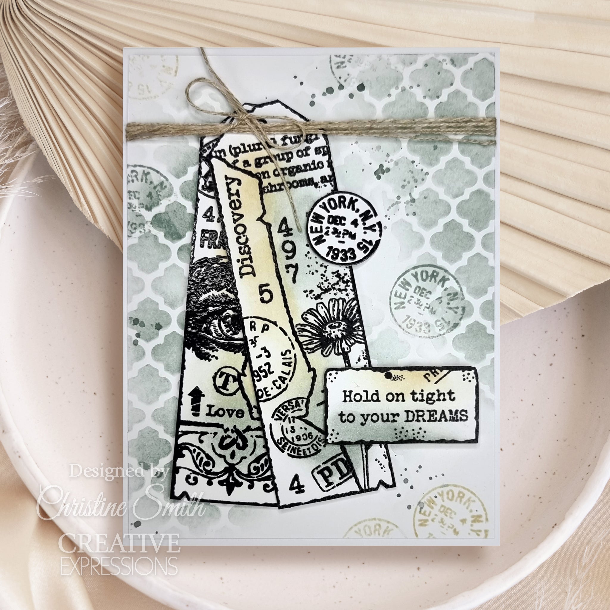 Woodware Clear Singles Distressed Labels 4 in x 6 in Stamp Set